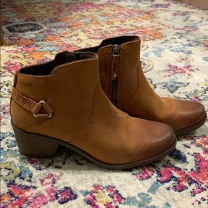 Teva Foxy Boot in Caramel
